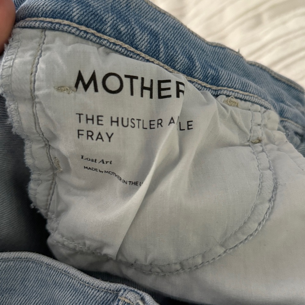 MOTHER “the hustler ankle fray” jeans. Great condition. - Picture 5 of 7